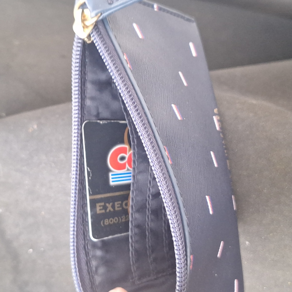 Pre-owned  Tommy  Hilfiger  Backpack & Wallet - Picture 10 of 10